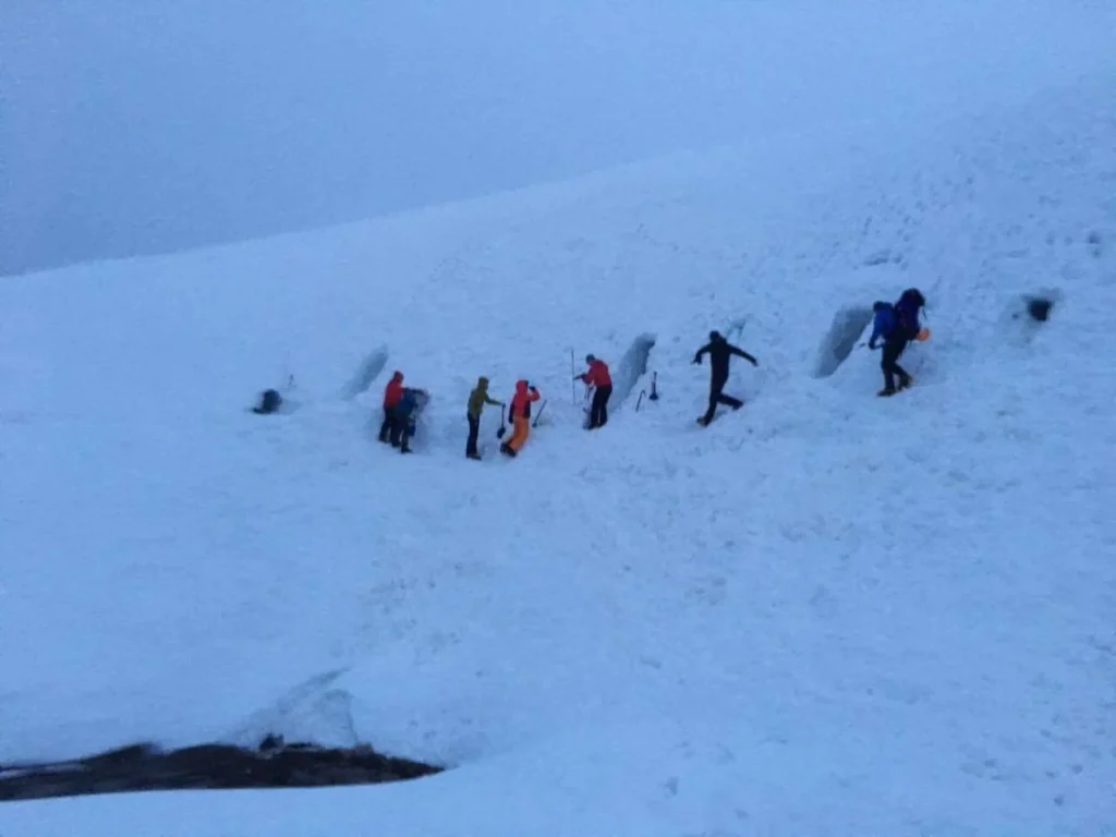 group making snowholes