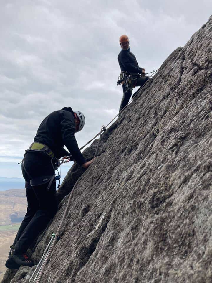 Private mountain guiding in technical terrain
